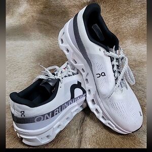 On Cloud CloudMonster Lace Up Athletic Shoes White/Black Sz:9.5 Men's ONRunning